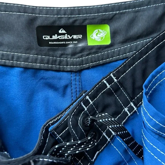 Quiksilver Saturn Blue Boardshort Swim Trunks SIZE 14 Board Short - Picture 8 of 15